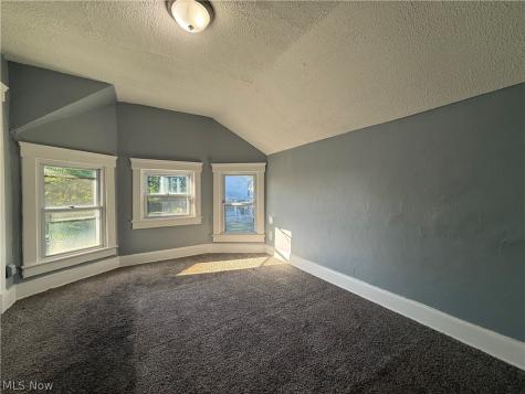 7610 Jeffries Avenue Cleveland OH 44105