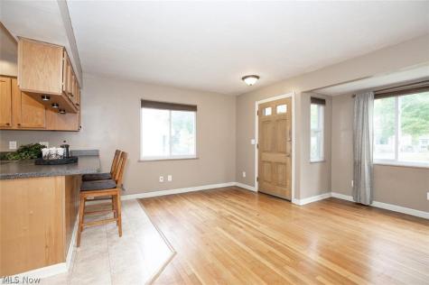 4344 W 227th Street Fairview Park OH 44126