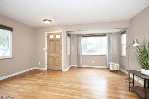 4344 W 227th Street Fairview Park OH 44126
