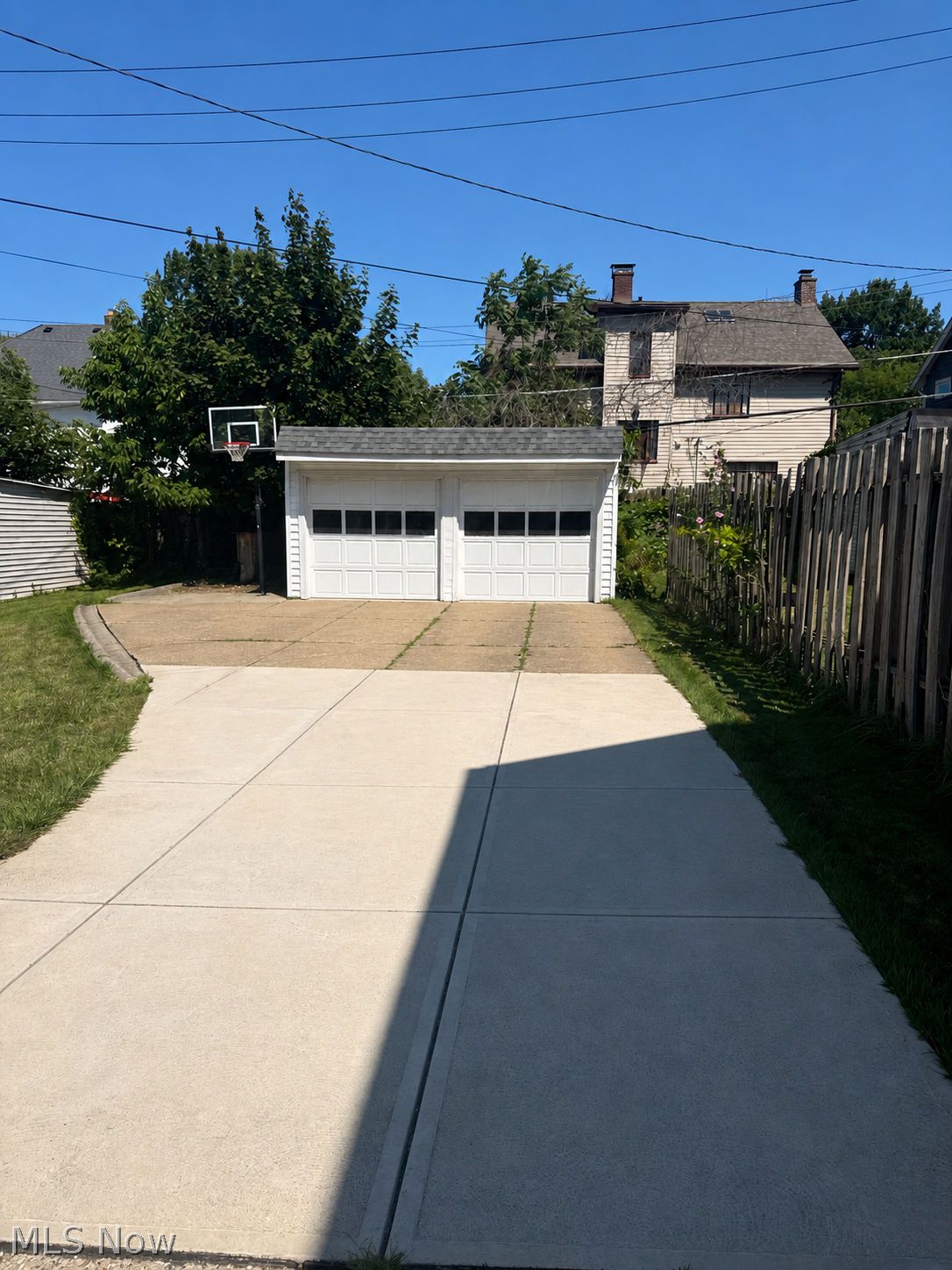 1591 Warren Road Lakewood OH 44107
