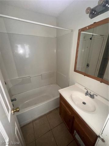 1495 Wildon Avenue Akron OH 44306