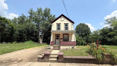 85 Shaefer Street Akron OH 44311