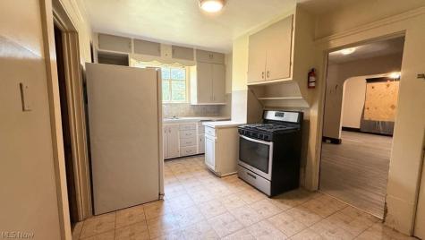 85 Shaefer Street Akron OH 44311