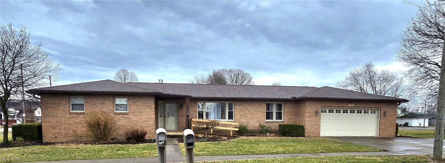 79 2nd Street Frazeysburg OH 43822