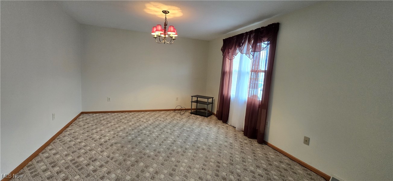 79 2nd Street Frazeysburg OH 43822