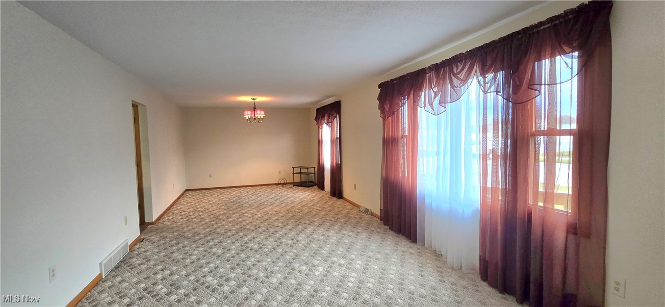 79 2nd Street Frazeysburg OH 43822