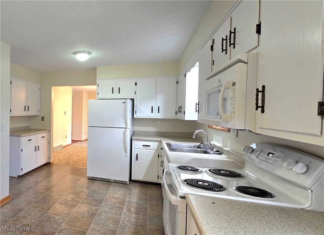 79 2nd Street Frazeysburg OH 43822