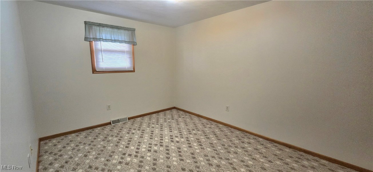 79 2nd Street Frazeysburg OH 43822