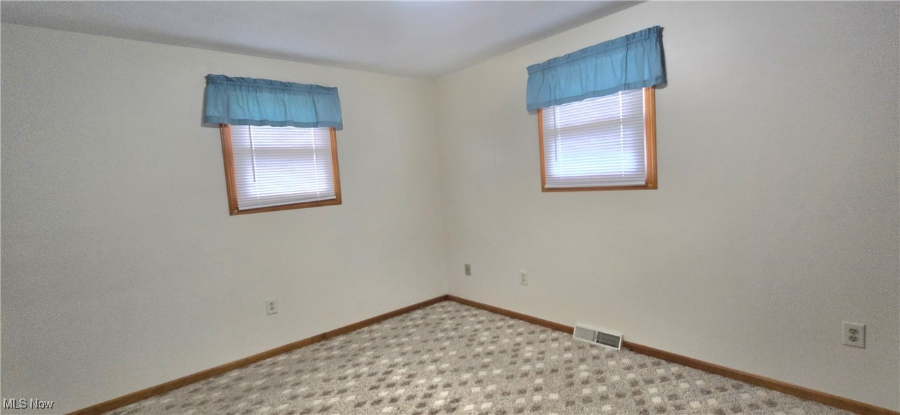 79 2nd Street Frazeysburg OH 43822