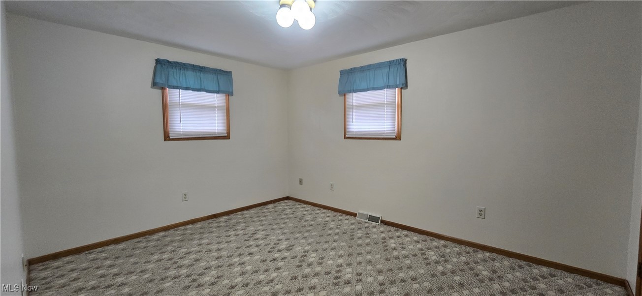 79 2nd Street Frazeysburg OH 43822