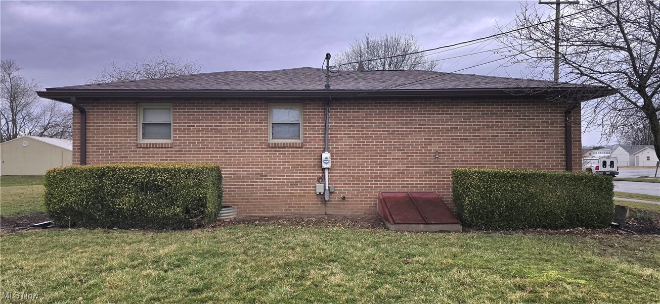 79 2nd Street Frazeysburg OH 43822