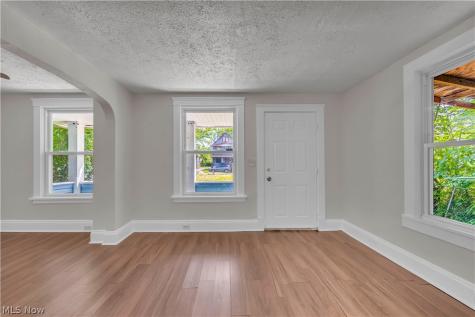 4120 E 141st Street Cleveland OH 44128