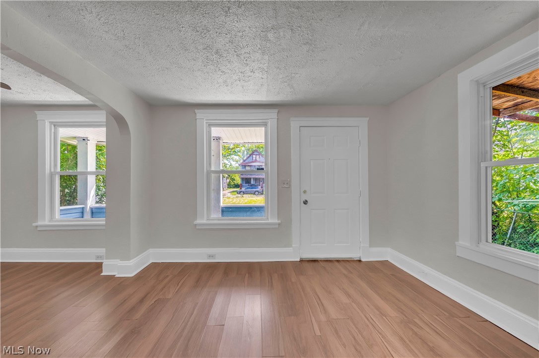4120 E 141st Street Cleveland OH 44128