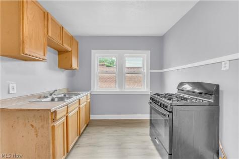 13605 Othello Avenue Cleveland OH 44110