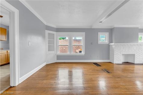 13605 Othello Avenue Cleveland OH 44110
