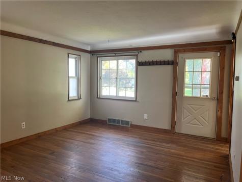 5102 Whitethorn Avenue North Olmsted OH 44070