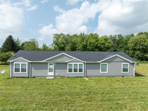 5719 N Richmond Road Pierpont OH 44082