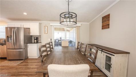 5719 N Richmond Road Pierpont OH 44082