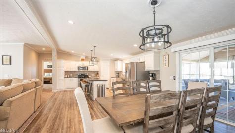 5719 N Richmond Road Pierpont OH 44082