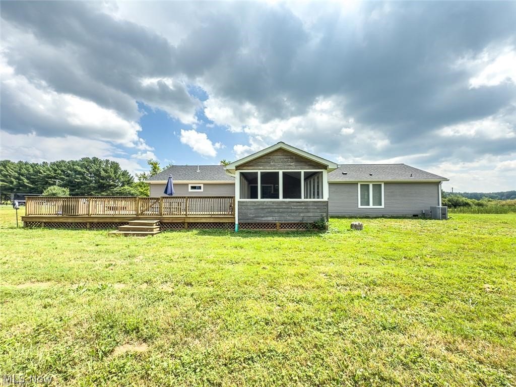 5719 N Richmond Road Pierpont OH 44082