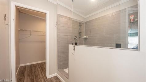 5719 N Richmond Road Pierpont OH 44082