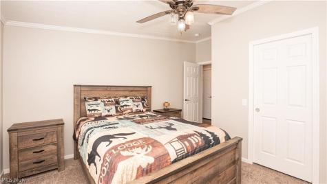 5719 N Richmond Road Pierpont OH 44082