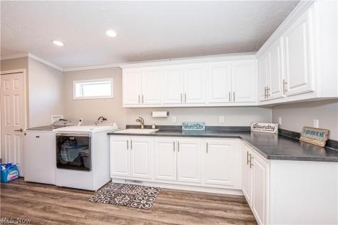 5719 N Richmond Road Pierpont OH 44082