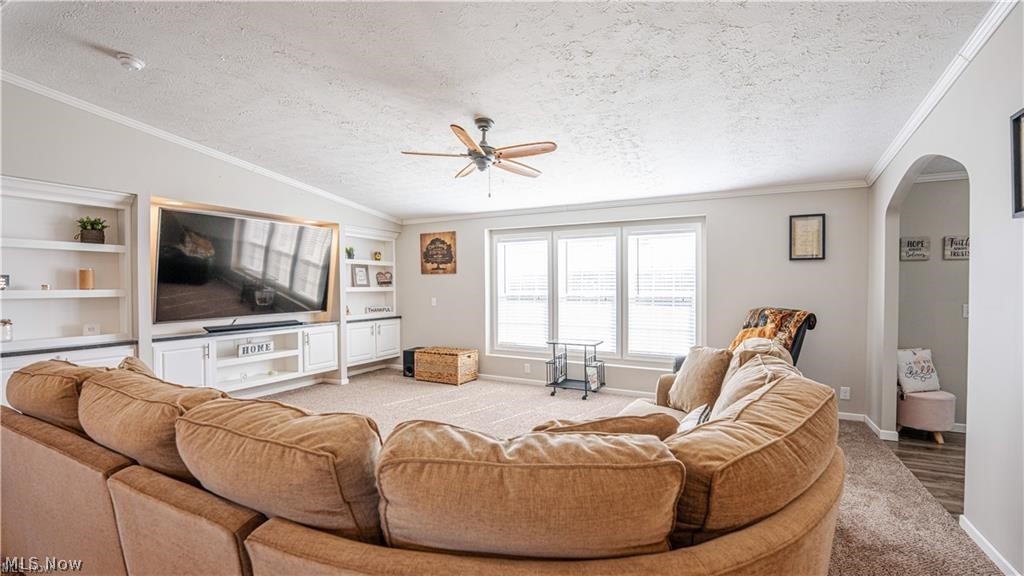5719 N Richmond Road Pierpont OH 44082