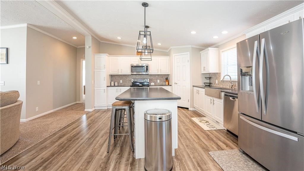 5719 N Richmond Road Pierpont OH 44082