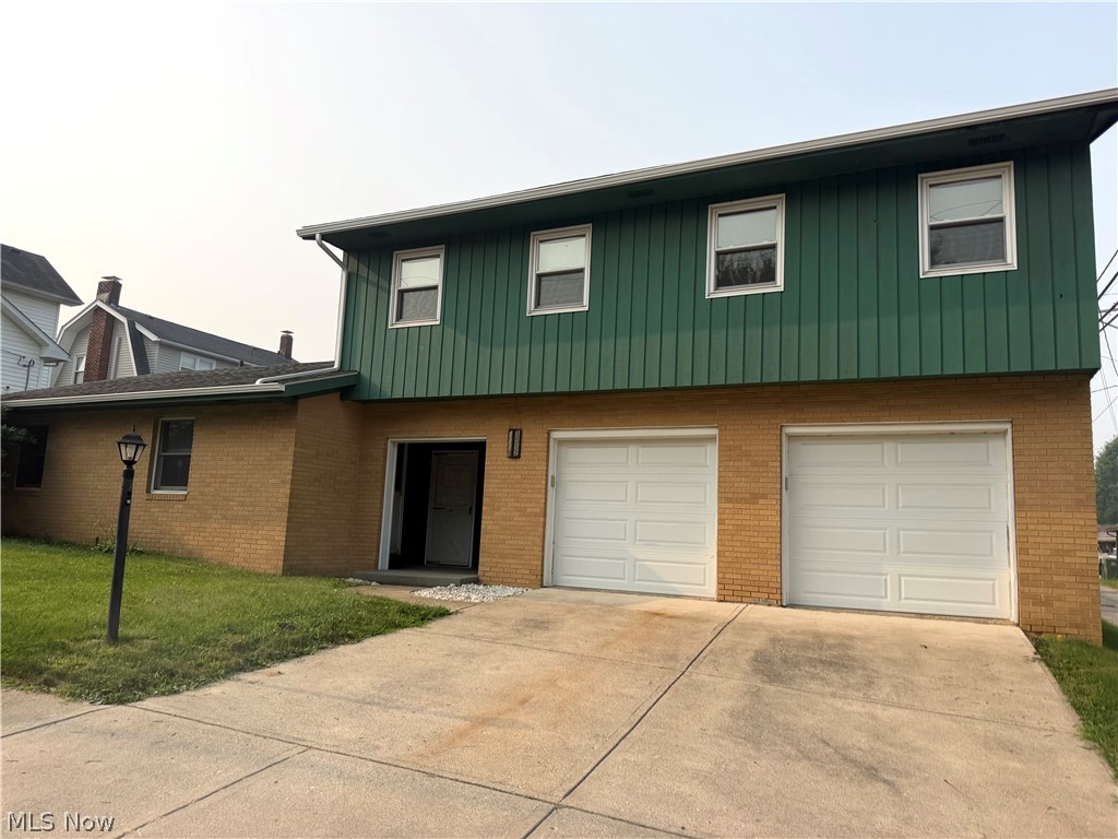 1514 Clairmont Avenue Cambridge OH 43725