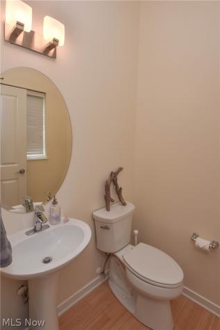 5735 Bridge Avenue Cleveland OH 44102