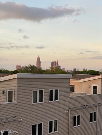 5735 Bridge Avenue Cleveland OH 44102