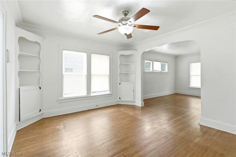 912 Cambridge Road Cleveland Heights OH 44121