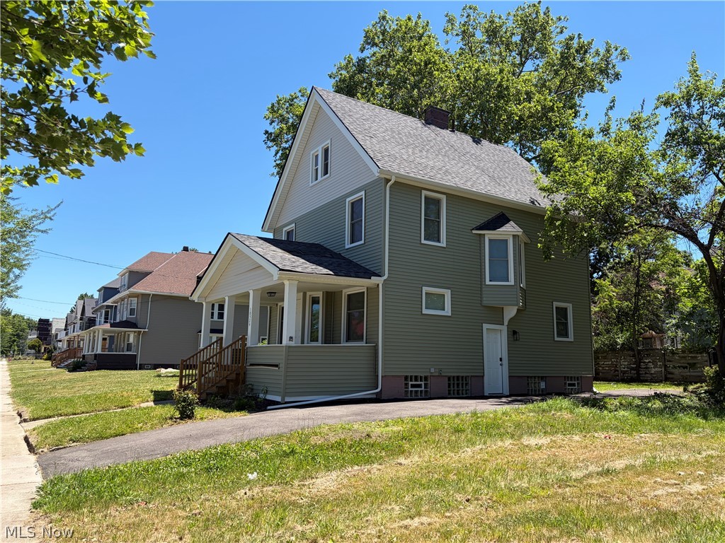 10524 Lee Avenue Cleveland OH 44106