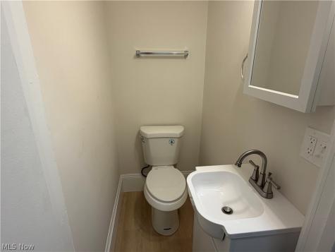 10524 Lee Avenue Cleveland OH 44106