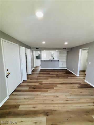 21045 Southbend Circle Rocky River OH 44116