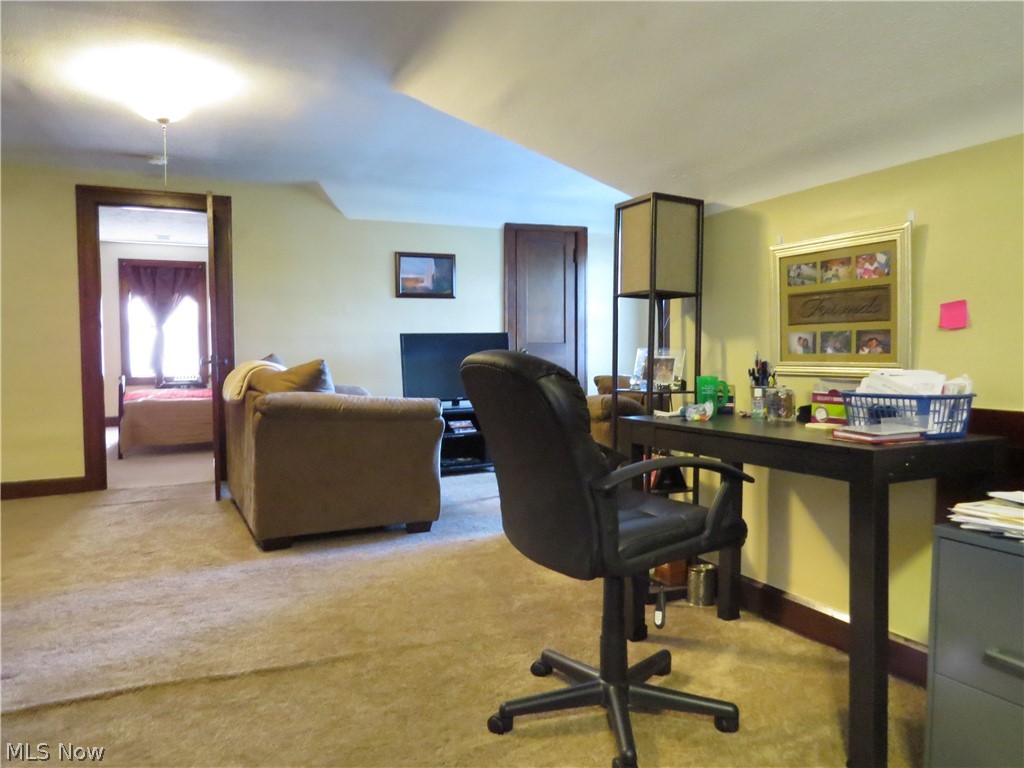 13513 Clifton Boulevard Lakewood OH 44107