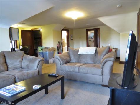 13513 Clifton Boulevard Lakewood OH 44107