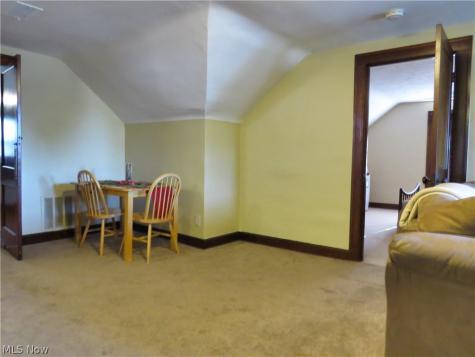 13513 Clifton Boulevard Lakewood OH 44107
