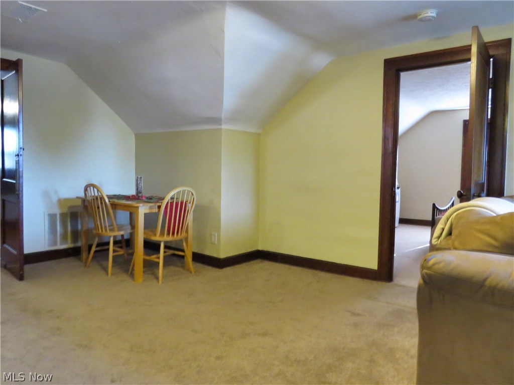 13513 Clifton Boulevard Lakewood OH 44107