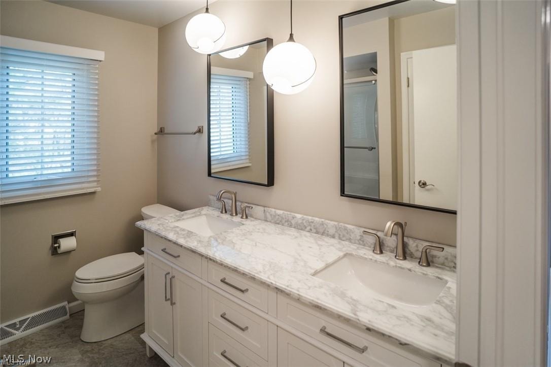 2695 Everest Circle Akron OH 44333