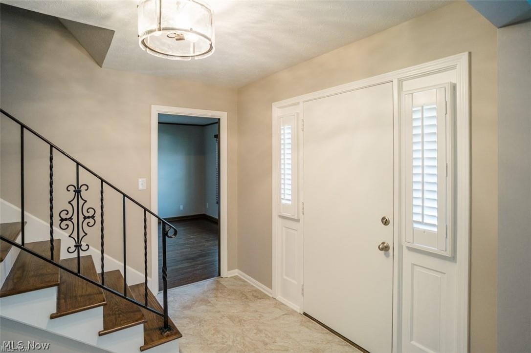 2695 Everest Circle Akron OH 44333