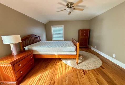 2446 Loyola Road University Heights OH 44118