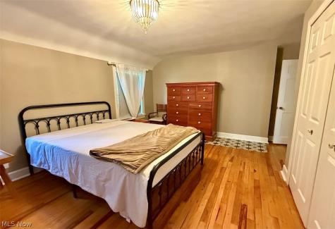 2446 Loyola Road University Heights OH 44118