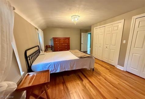 2446 Loyola Road University Heights OH 44118
