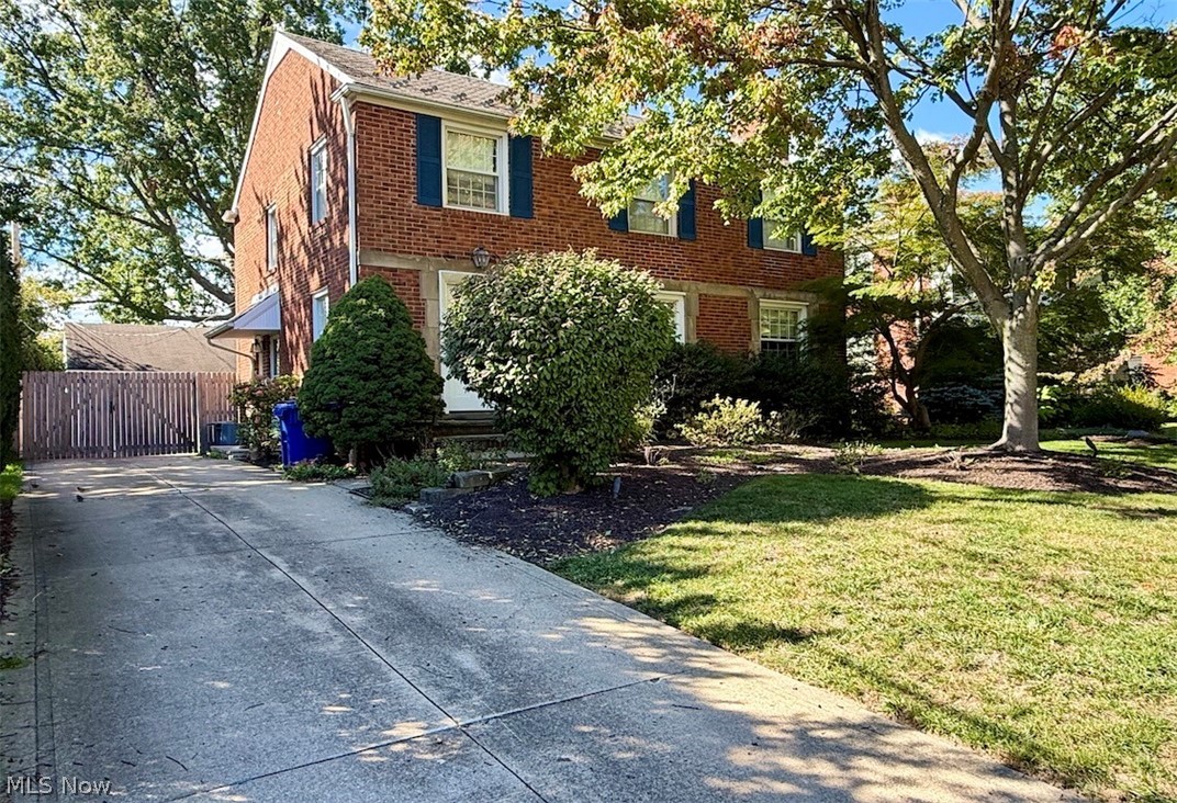 2446 Loyola Road University Heights OH 44118
