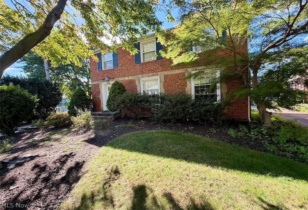 2446 Loyola Road University Heights OH 44118