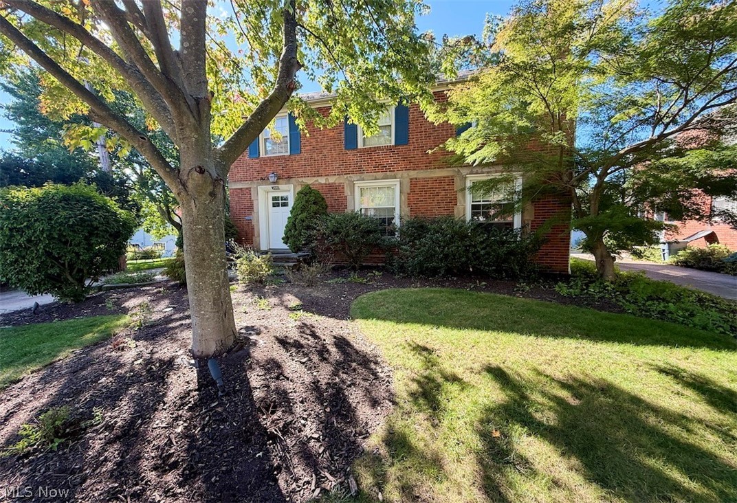 2446 Loyola Road University Heights OH 44118
