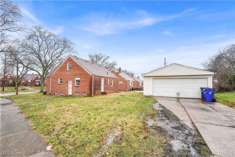 15205 Judson Drive Cleveland OH 44128