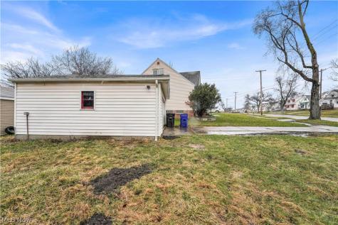 15205 Judson Drive Cleveland OH 44128